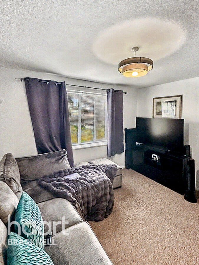 Main image of property: Kilmington Close, Bracknell