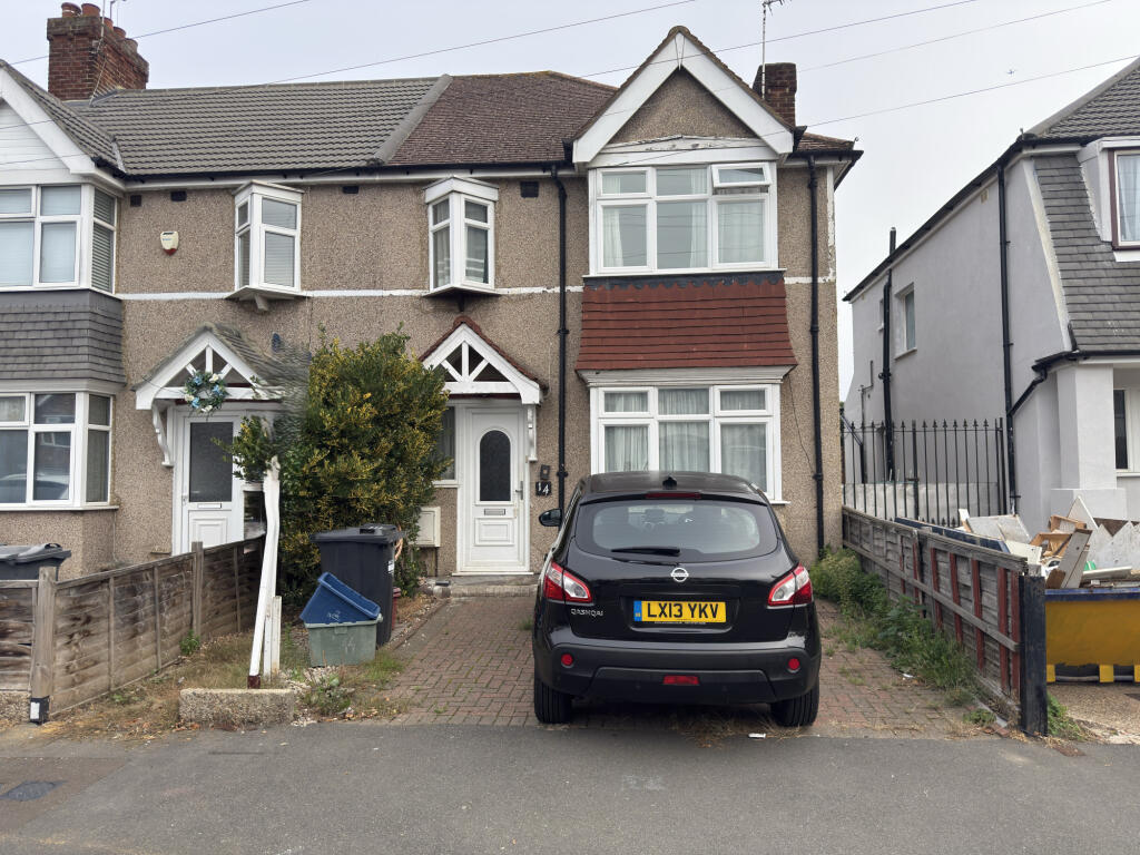 Main image of property: Maswell Park Crescent, Hounslow, Greater London, TW3