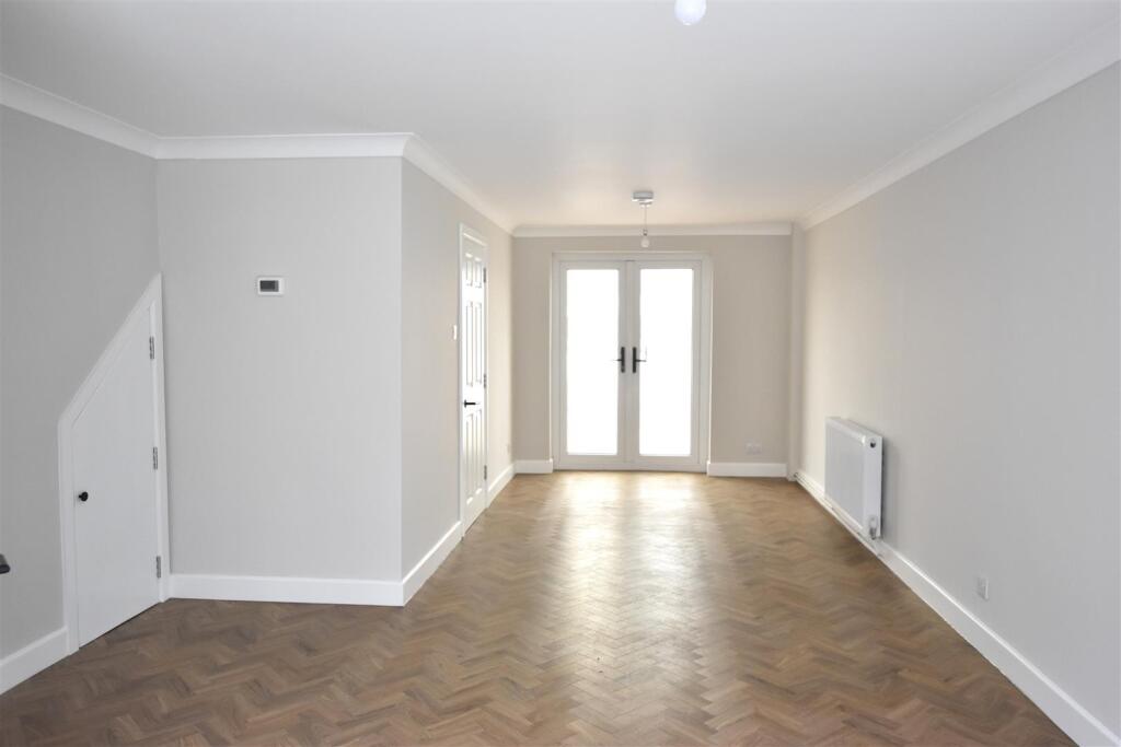 House in Tonbridge - View 3