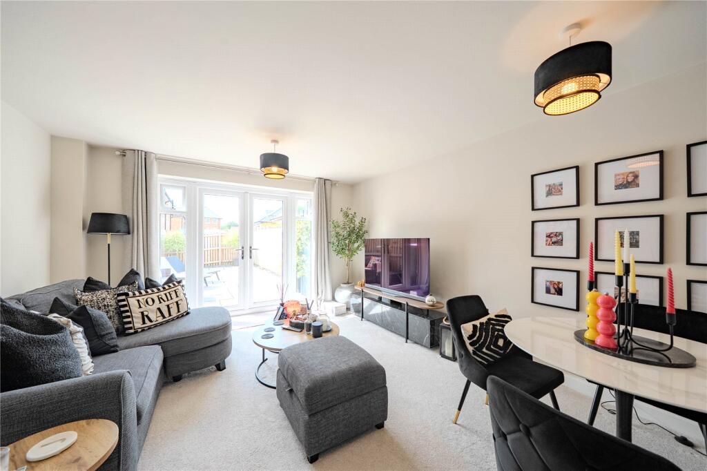 Copse View, Leeds, West Yorkshire photo 4