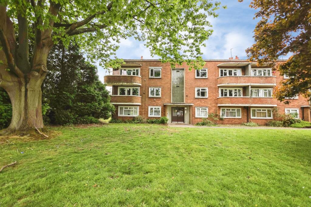 Main image of property: The Broadway, Stourbridge