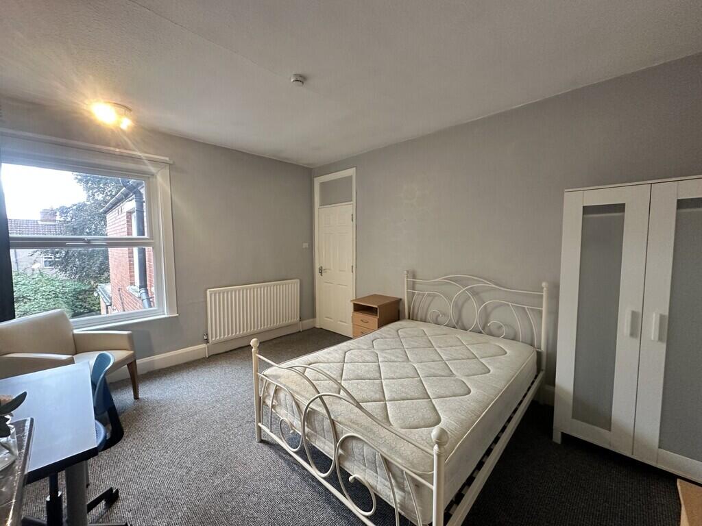 Main image of property: Holyhead Road Room 5, Coventry