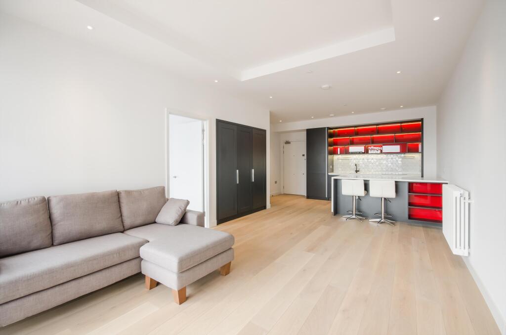 Apartment in London, London City Island, Blackwall - View 3