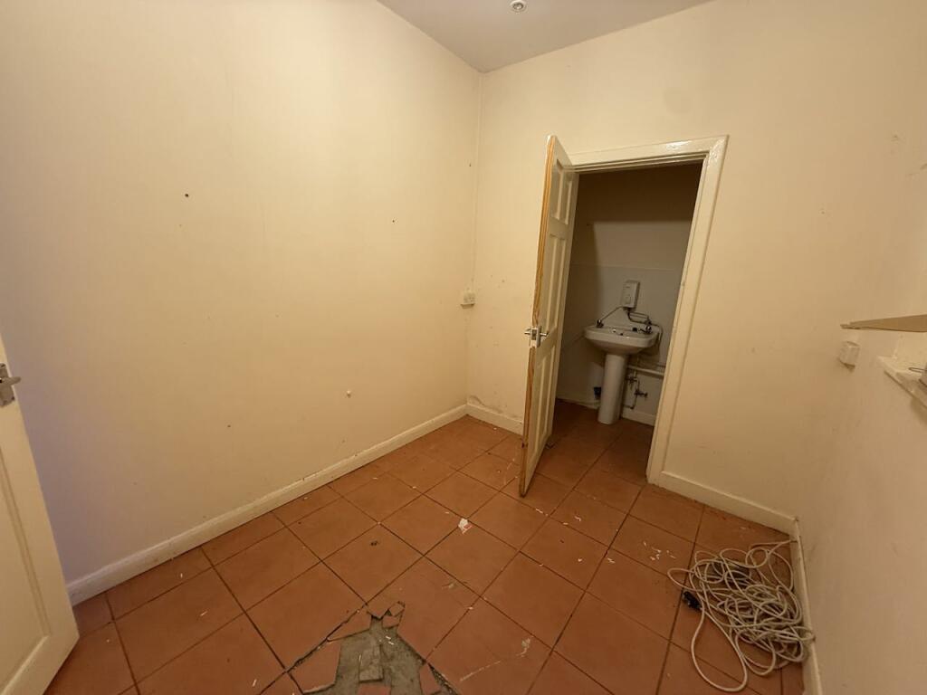 Additional image 7 of 91 Chester Road, Sutton Coldfield, Birmingham, B73 5BA