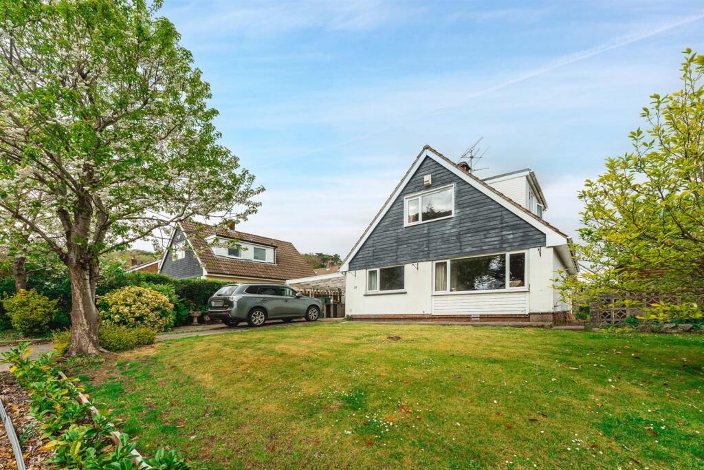 Main image of property: Hawthorn Hill, Worle Hillside - HOUSE WITH ANNEXE