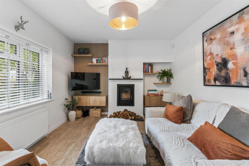 House in Henlow, Central Bedfordshire - View 5