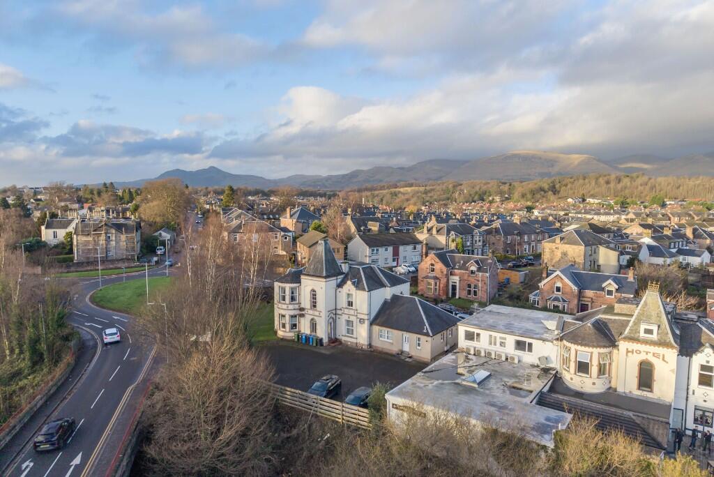 Kellie Place, Alloa, FK10 - 5