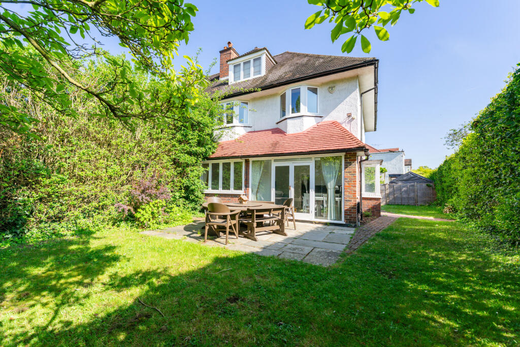 Main image of property: Chesterfield Road, London, W4