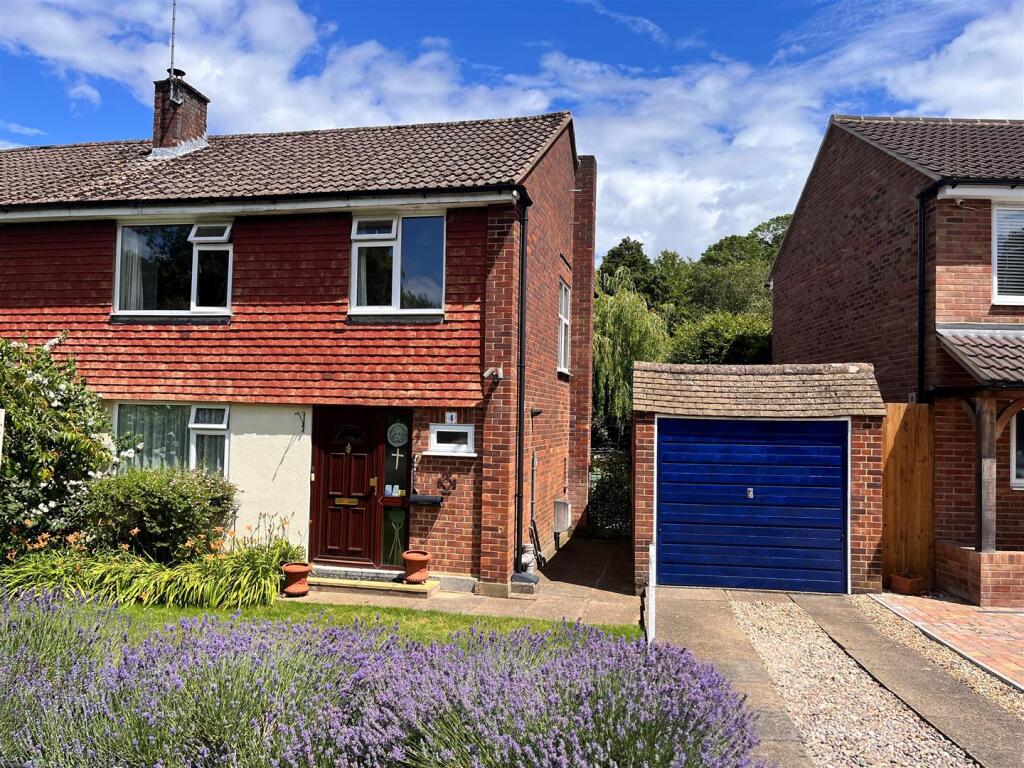 Main image of property: GRIFFIN WAY, BOOKHAM, KT23