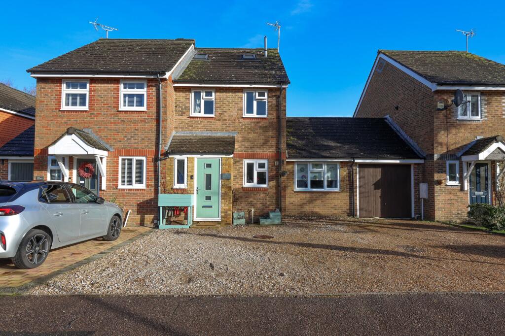 3-bed semi-detached on Berrylands Farm, Sayers Common, BN6, £400,000