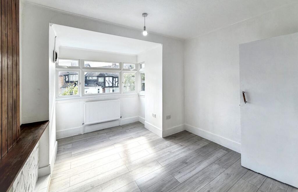 Apartment in London, Kingsbury - View 5