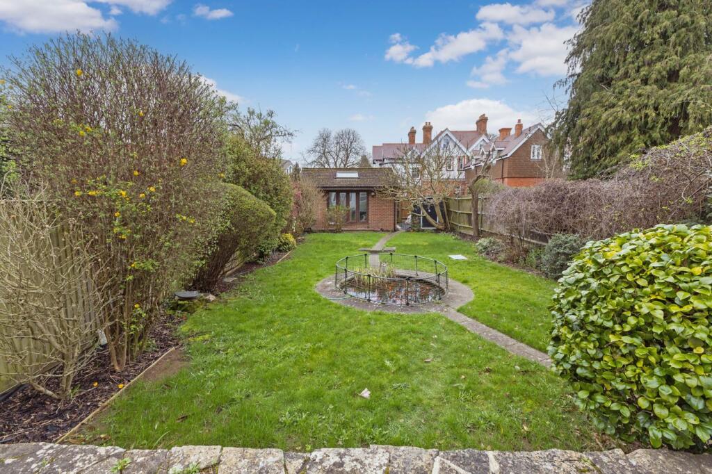 House in Maidenhead, Fishery - More