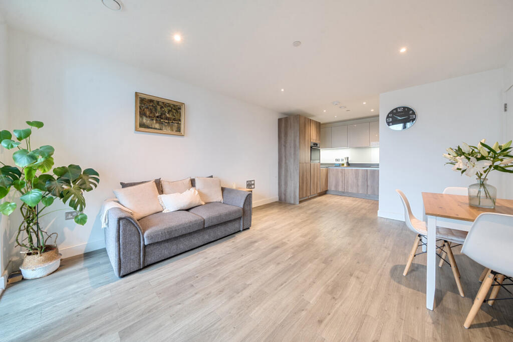 Main image of property: Chiswick High Road, Chiswick, London, W4