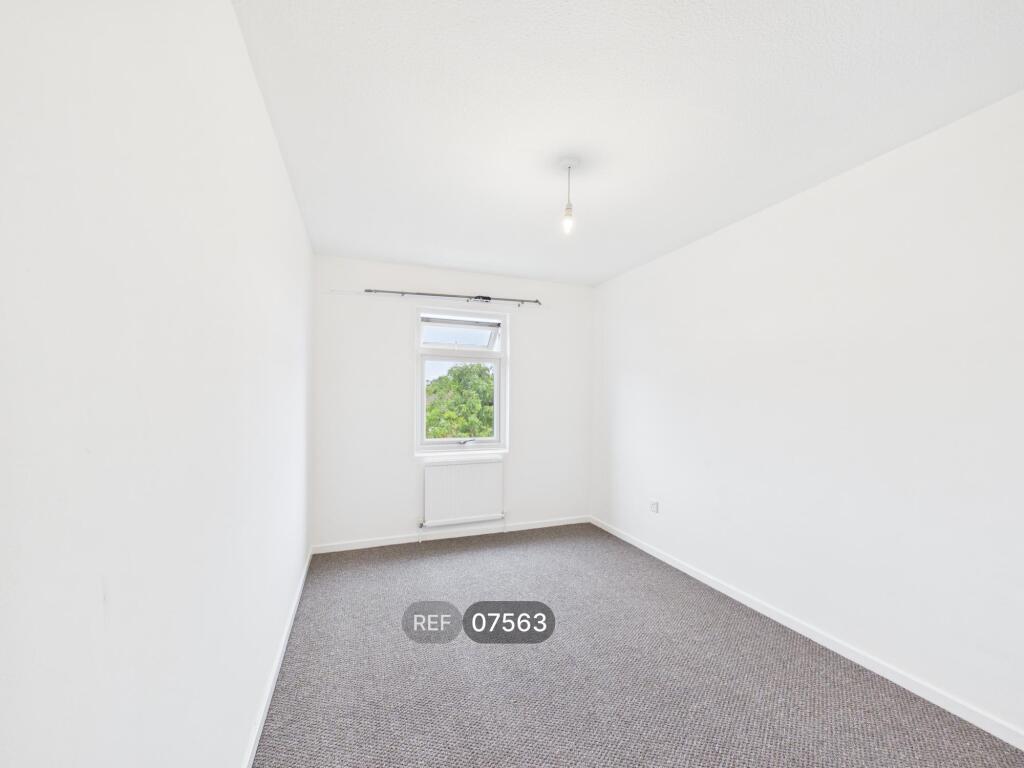 Apartment in Peterborough - More