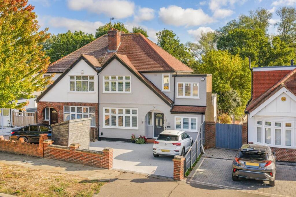 House in London, Royal Borough of Kingston upon Thames