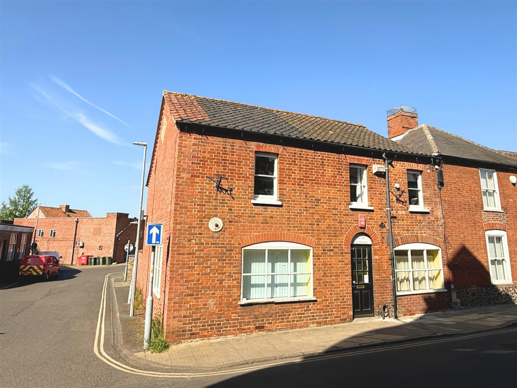 Main image of property: Earls Street, Thetford, IP24