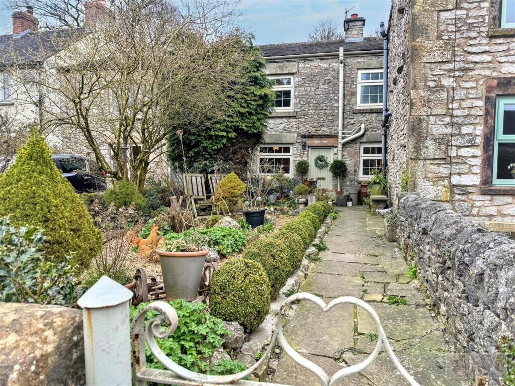 Main image of property: Earl Sterndale, Nr Buxton