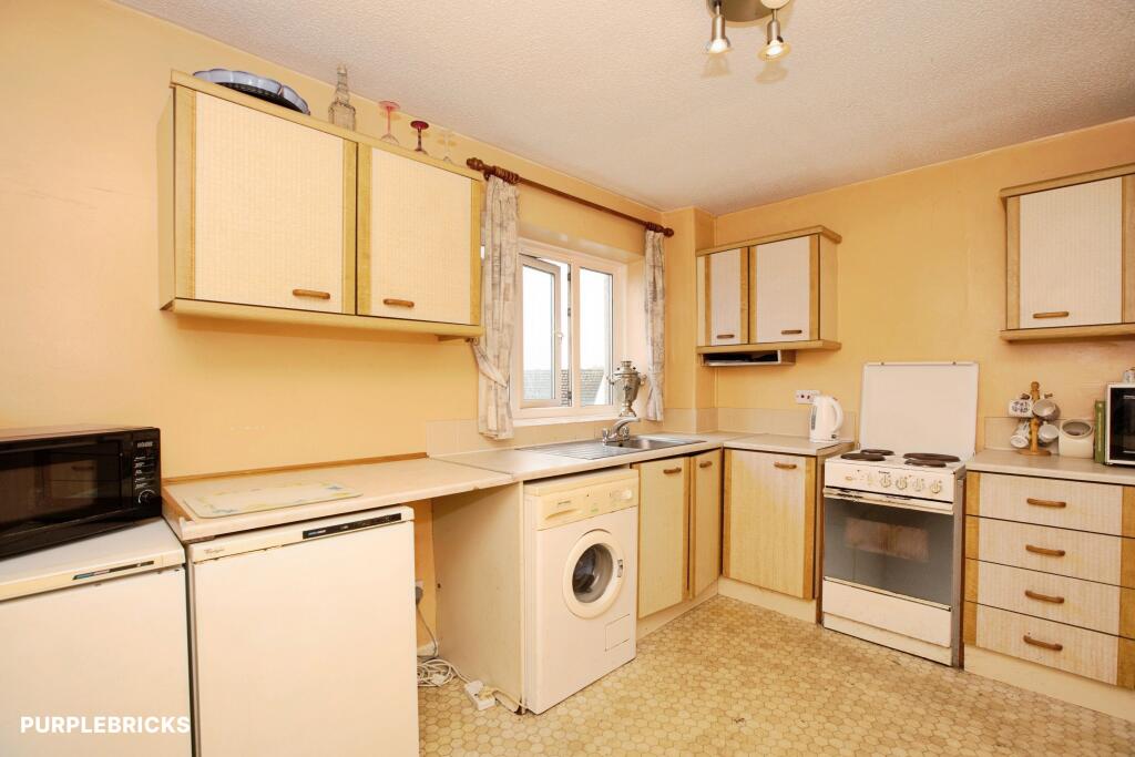 Apartment in Preston - View 5