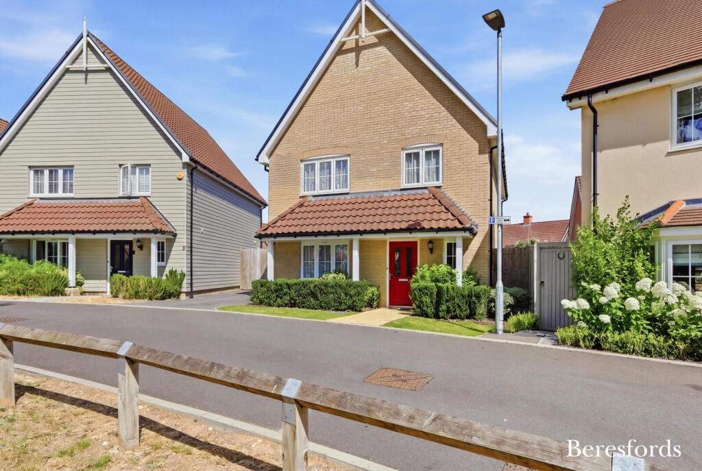 Main image of property: Petty Croft, Broomfield, CM1