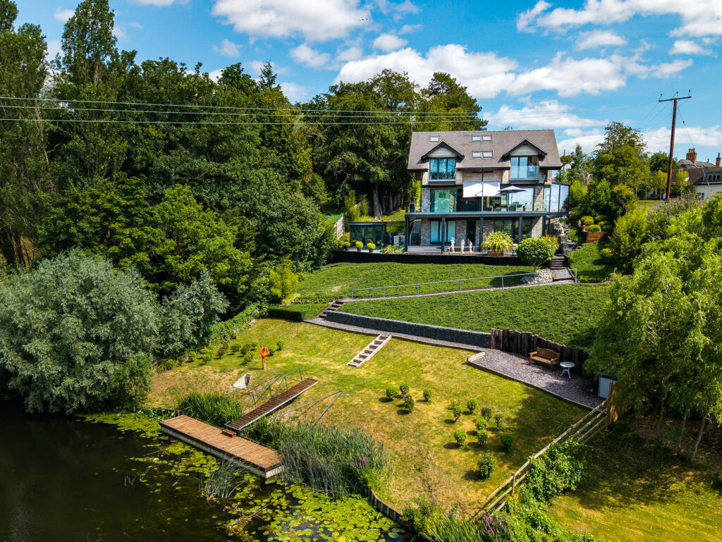 Main image of property: Kennel Bank, Cropthorne, Pershore