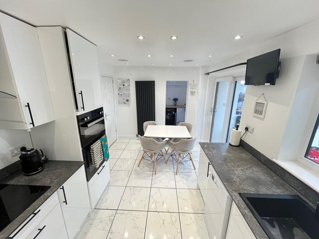 House in Nuneaton and Bedworth, Mount Pleasant - View 5