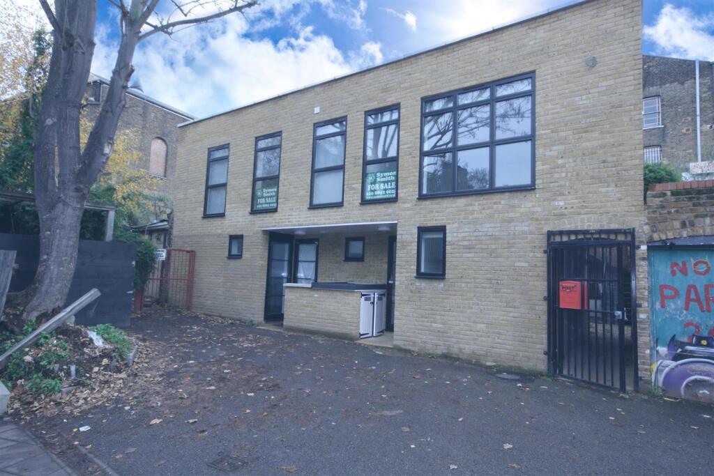 Main image of property: Gillett Place, London