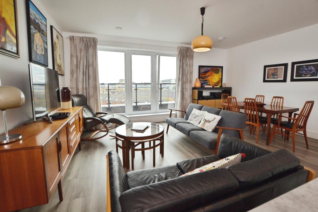 Apartment in Edinburgh - View 4