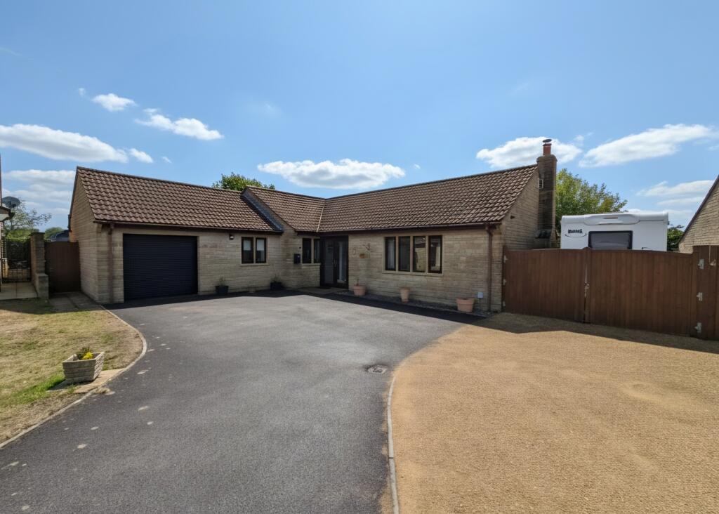 Main image of property: Freame Way, Gillingham, Dorset
