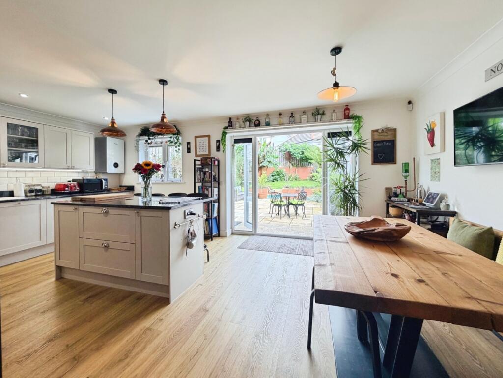 House in Camborne, Hidderley Park, Tuckingmill - More