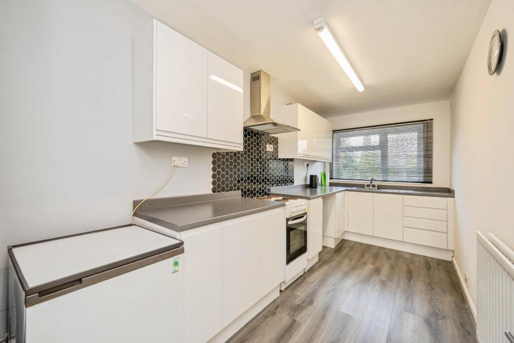 Additional image 7 of Chestnut Close, Kingsbury, Tamworth