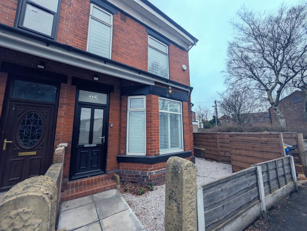 Main image of property: New Lane, Eccles (Room 1) M30