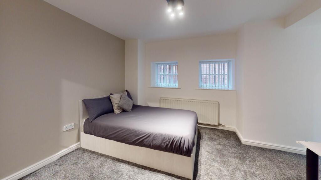 Apartment in Manchester, Withington - View 4