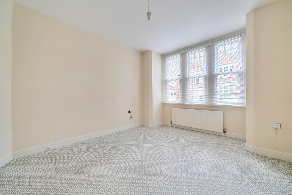 Apartment in London - More