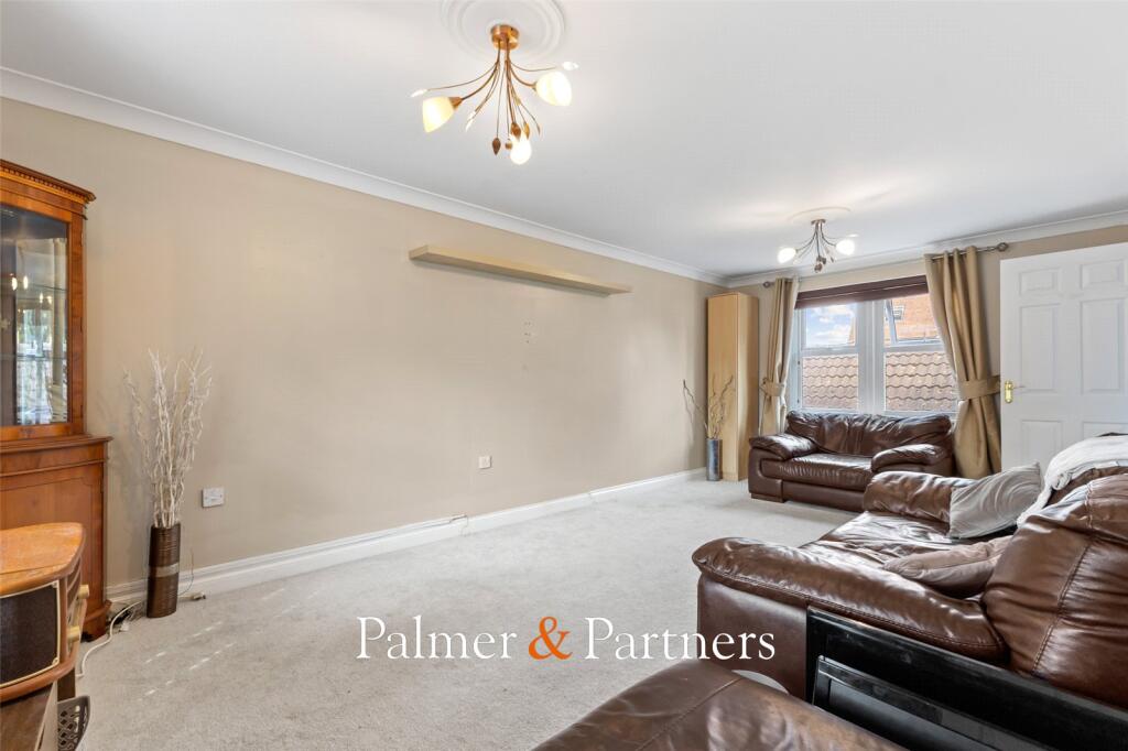 Septimus Drive, Highwoods, Colchester, Essex, CO4 photo 4