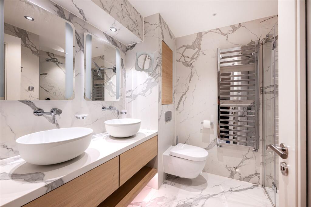 2 bedroom penthouse for rent