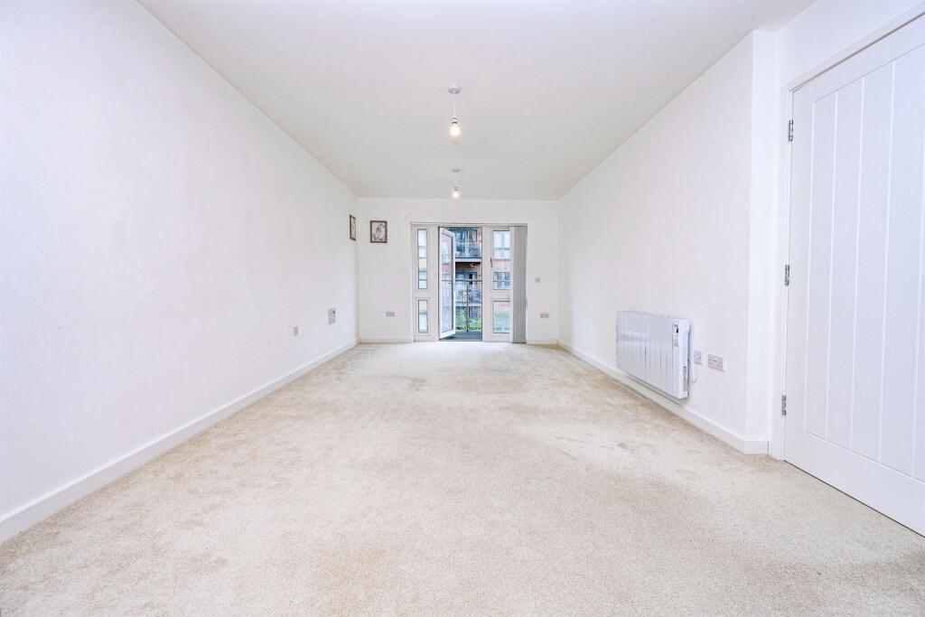 Frogmore Road, Hemel Hempstead photo 3