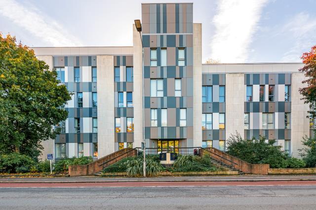 Main image of property: Reading, Berkshire, RG1