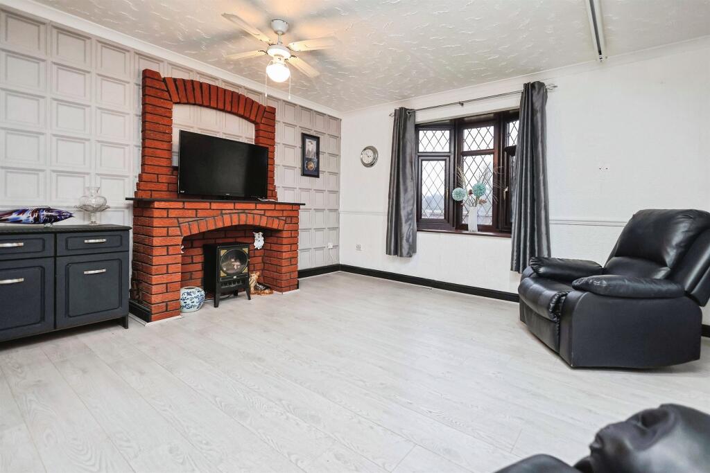 Additional image 4 of Conway Road, Fordbridge, BIRMINGHAM