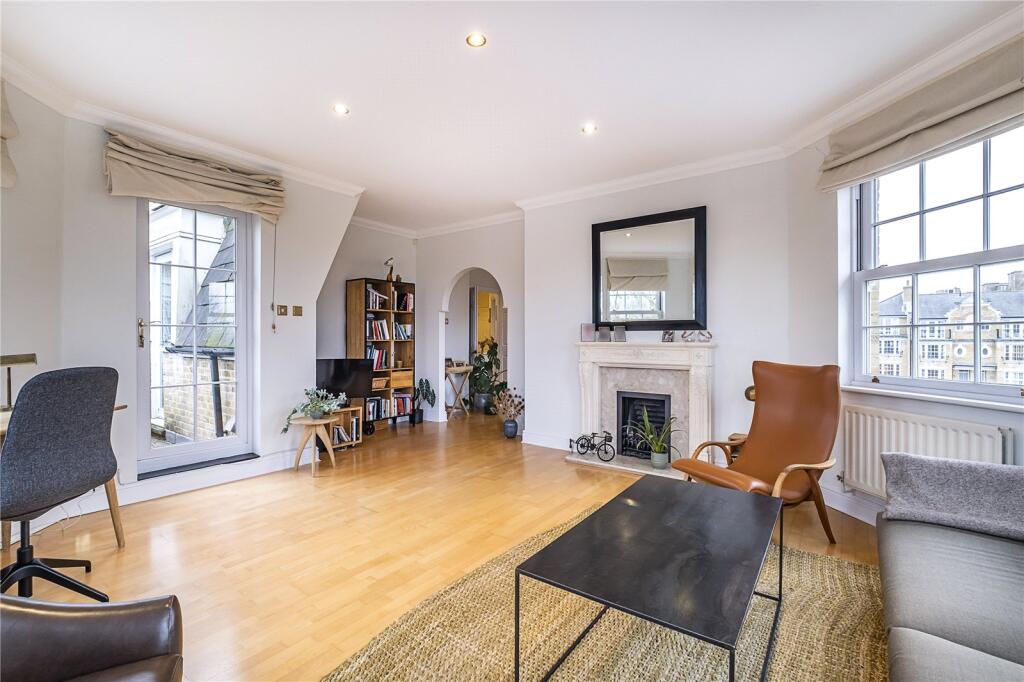 Southlands Drive, London, SW19 photo 2