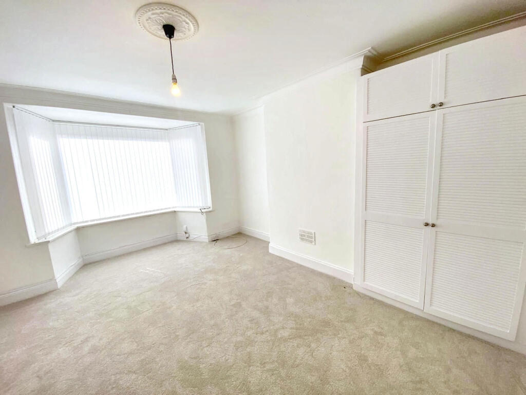 Apartment in North Tyneside, North East - View 5