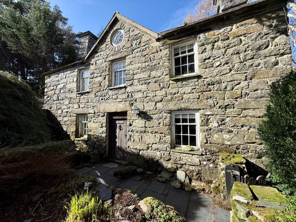 Main image of property: Bryn Mawr, Dolgellau, LL40 1TD