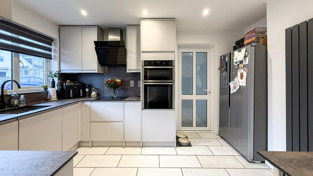 Additional image 2 of Langholm Avenue, Warminster