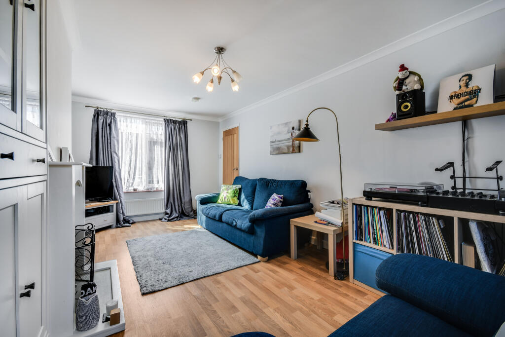 House in Chelmsford, Boreham - View 4