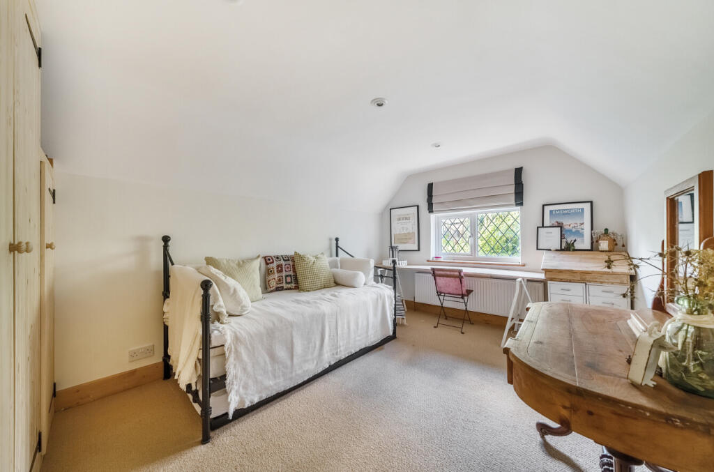 The Street, Whiteparish, Salisbury, Wiltshire, SP5 - Vista 6