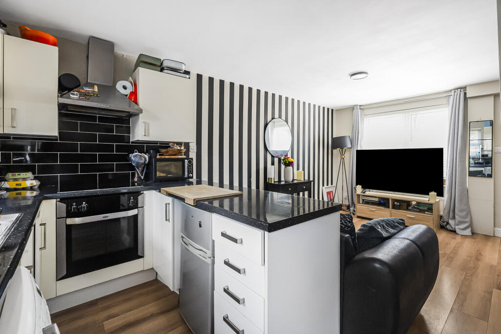 House in St Albans - View 4