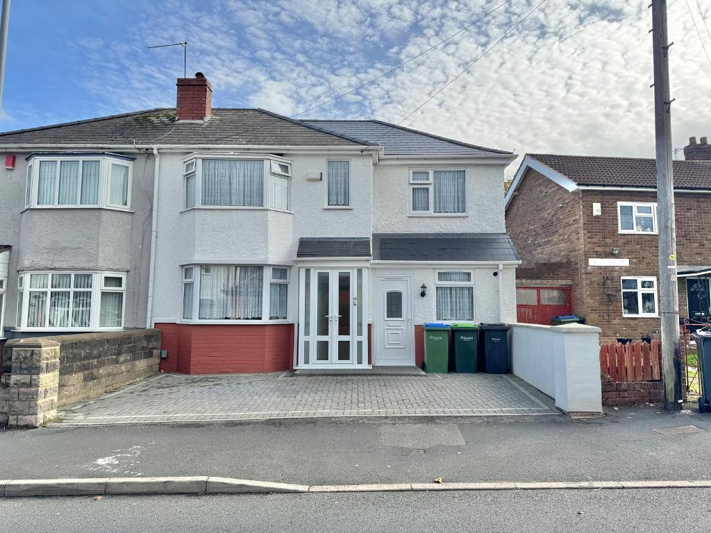 Main image of property: Coles Lane, West Bromwich, B71 2QL