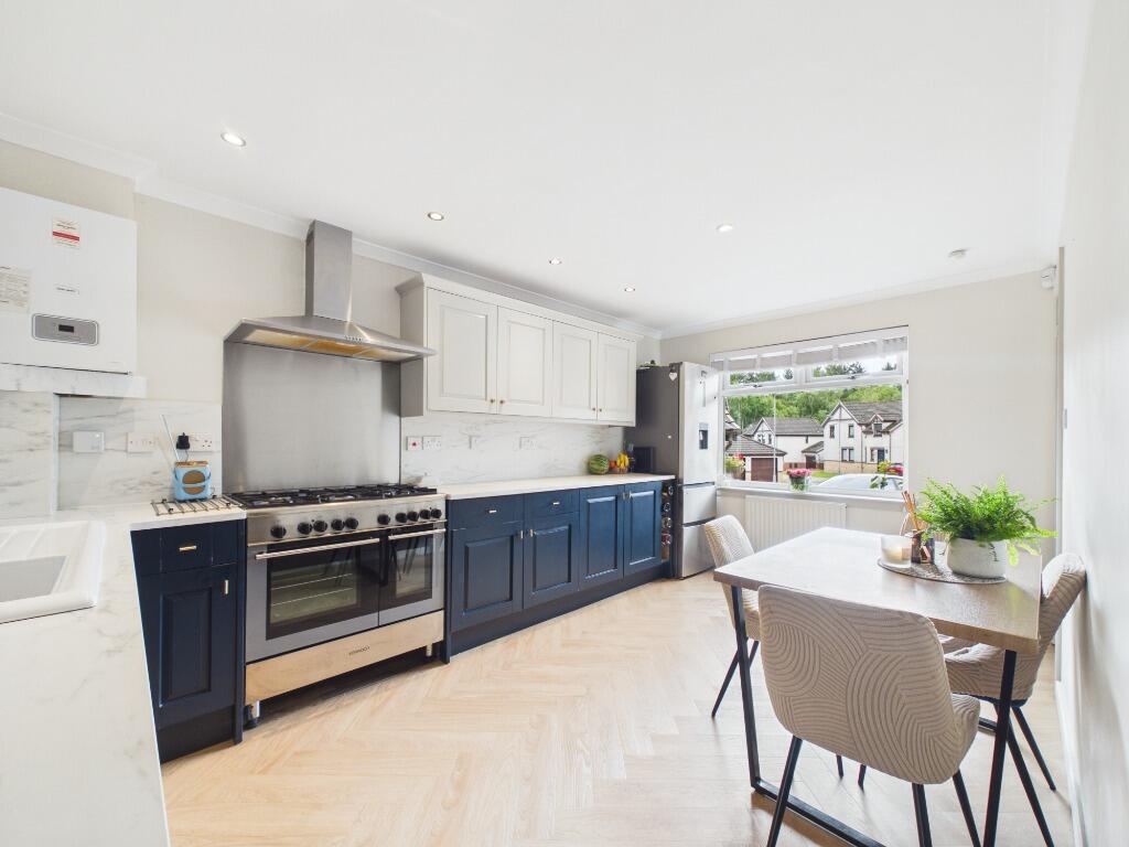 House in Glasgow, South Lanarkshire - View 2