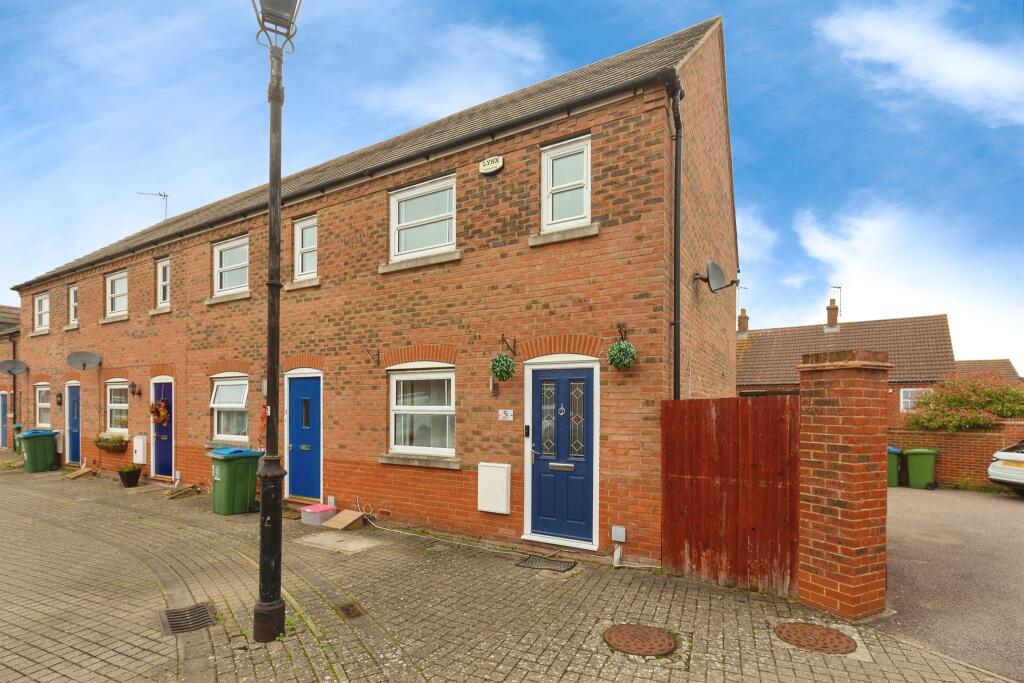 Main image of property: Portman Mews, Aylesbury