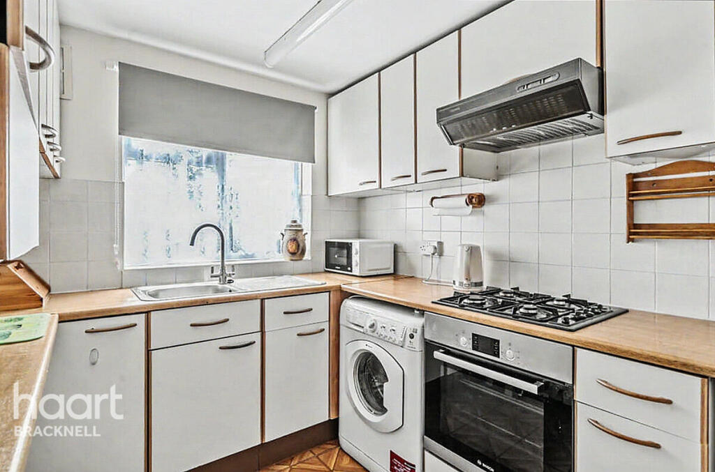 Main image of property: Deepfield Road, Bracknell