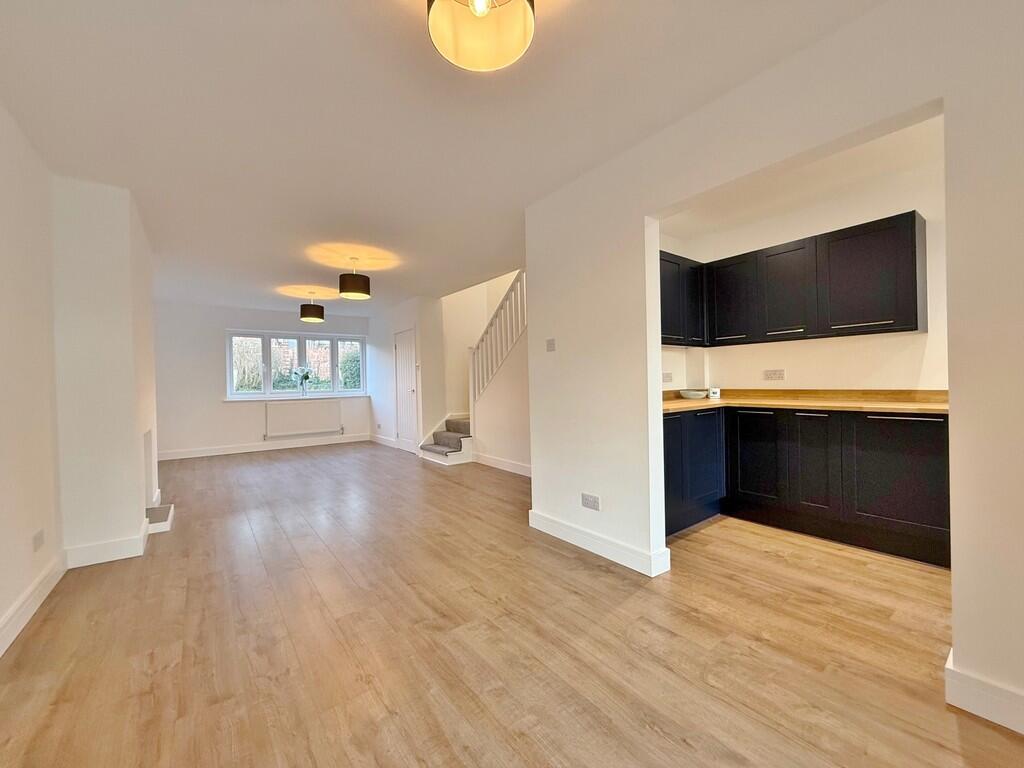 House in Portsmouth, Farlington - More